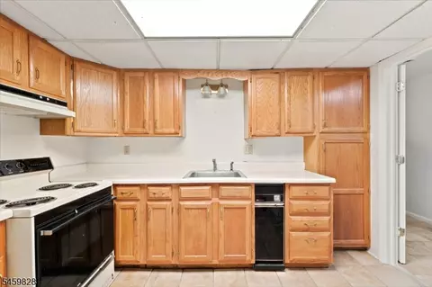 Kitchen - 8 Ridge Rd, Hackettstown, NJ 07840 photo 5 of 5