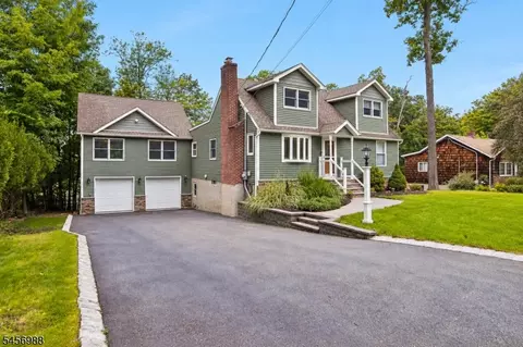 Exterior - 41 Forest Ter, Wayne, NJ 07470 photo 3 of 10