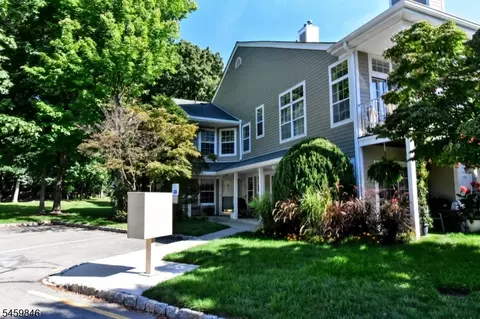 1240 Garrison Ct #1240, Mahwah, NJ 07430