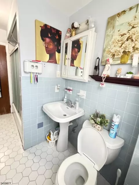 Bath - 5 Dewey St Ab, Dover, NJ 07801 photo 1 of 2