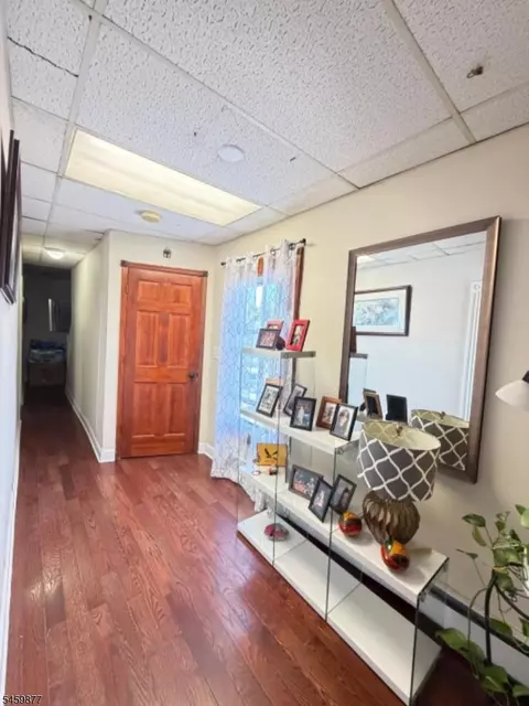 Entry Way - 5 Dewey St Ab, Dover, NJ 07801 photo 4 of 4