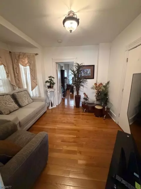 Entry Way - 5 Dewey St Ab, Dover, NJ 07801 photo 1 of 4