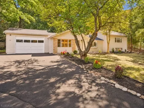 28 Deer Tr, Hardyston, NJ 07460