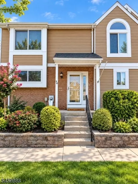 34 Whitehall Ct, Hillsborough, NJ 08844