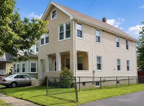 509 Roosevelt St, Roselle Park, NJ 07204