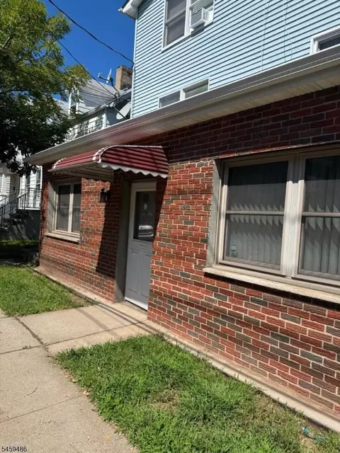 649 W Grand Ave #101, Rahway, NJ 07065