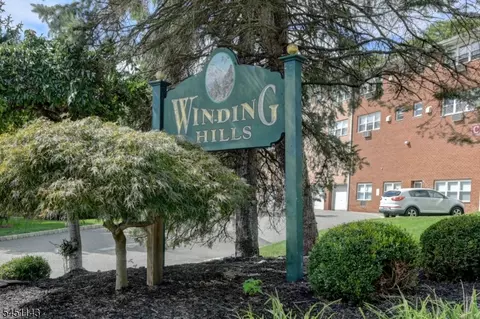 100 Pierson Miller Dr #F12, Pompton Lakes, NJ 07442