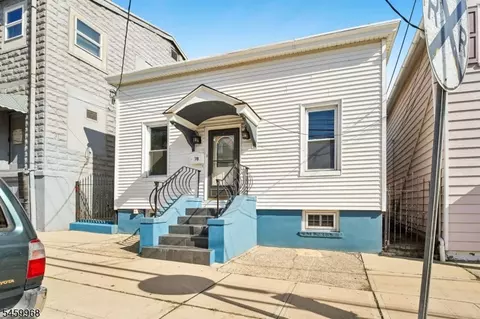 78 Holmes St, Belleville, NJ 07109