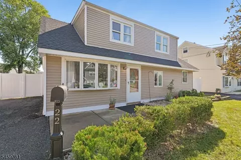 Exterior - 22 Sturgis Rd, Edison, NJ 08817 photo 2 of 6