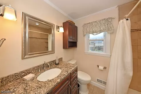 Bath - 700 Evans St, Paramus, NJ 07652 photo 1 of 2