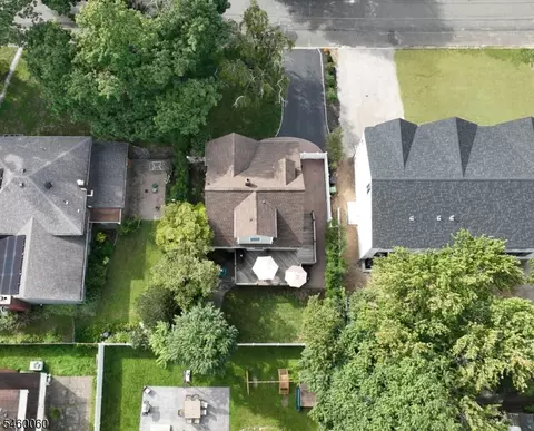 View/Area - 700 Evans St, Paramus, NJ 07652 photo 4 of 4