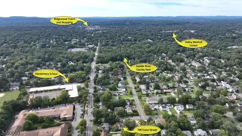 View/Area - 700 Evans St, Paramus, NJ 07652 photo 1 of 4