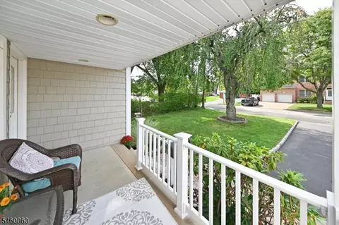 Exterior - 700 Evans St, Paramus, NJ 07652 photo 6 of 10