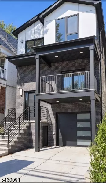 17 Seymour Ave, Newark, NJ 07108