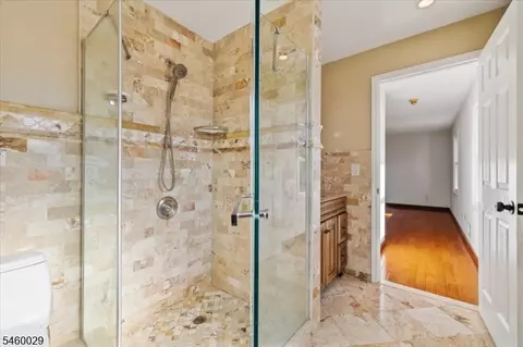 Bath - 45 Holyoke Rd, Wayne, NJ 07470 photo 4 of 5