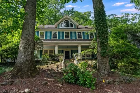 52 Warfield St, Montclair, NJ 07043