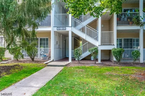 133 Rachel Ct, Franklin Park, NJ 08823