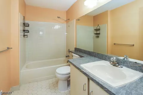 Bath - 131 Irving Pl, Basking Ridge, NJ 07920 photo 2 of 2