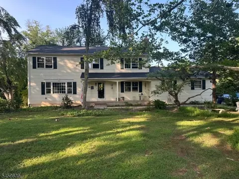 124 Van Lieus Rd, Ringoes, NJ 08551