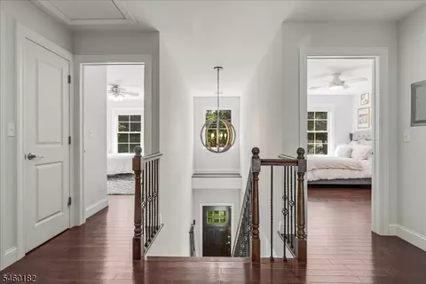 Entry Way - 11 Ridge Pl, Wayne, NJ 07470 photo 7 of 8