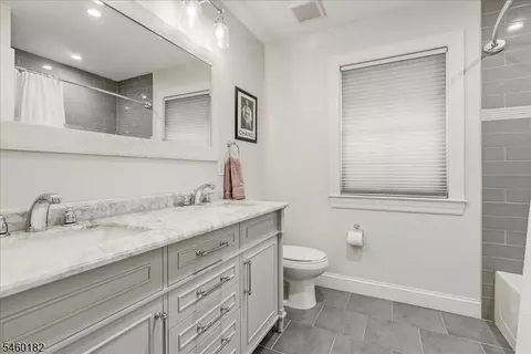 Bath - 11 Ridge Pl, Wayne, NJ 07470 photo 5 of 5