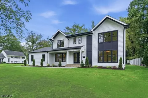 2 Byron Ct, Westfield, NJ 07090