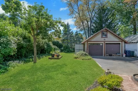 Exterior - 85 Spring Valley Ave, Hackensack, NJ 07601 photo 8 of 10