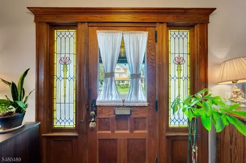 Entry Way - 85 Spring Valley Ave, Hackensack, NJ 07601 photo 3 of 6