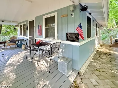 40 Playhouse Park #32, Lake Hopatcong, NJ 07849