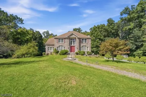 6 Andre Ct, Franklin, NJ 07416