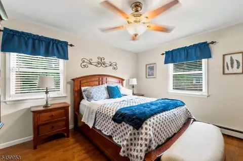 Bedroom - 1135 Valley Rd # B, Wayne, NJ 07470 photo 1 of 4