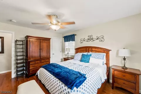 Bedroom - 1135 Valley Rd # B, Wayne, NJ 07470 photo 3 of 4