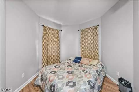 38 Nairn Pl, Newark, NJ 07108