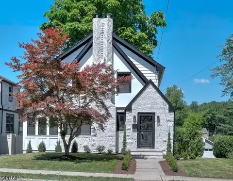 35 Sheridan Ave, West Orange, NJ 07052