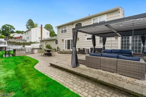 Exterior - 15 Almroth Dr, Wayne, NJ 07470 photo 5 of 9
