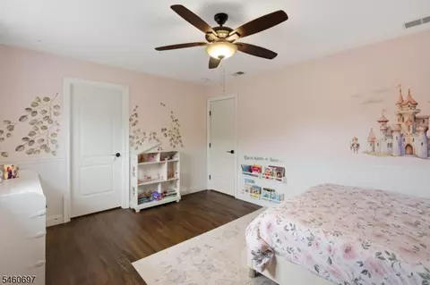 Bedroom - 15 Almroth Dr, Wayne, NJ 07470 photo 4 of 6