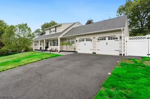 Exterior - 15 Almroth Dr, Wayne, NJ 07470 photo 9 of 9