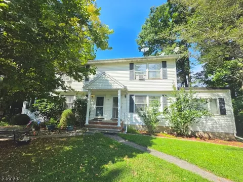 410 B Deer Field Ln, Montague, NJ 07827