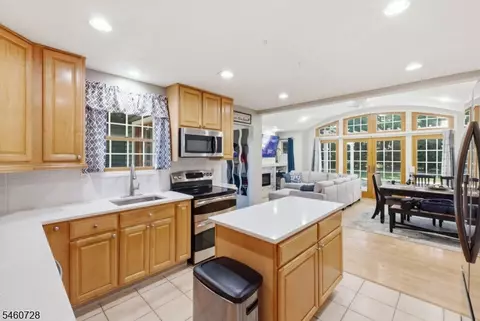 Kitchen - 1569 Alps Rd, Wayne, NJ 07470 photo 1 of 4