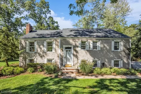 3 Deer Run Cir, Chatham Twp, NJ 07928