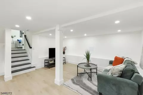 Living - 141 Lund Ave, Edison, NJ 08820 photo 3 of 3