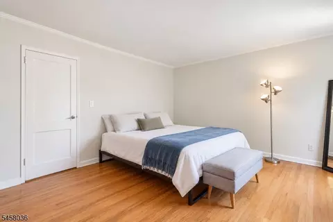 Bedroom - 93 Troy Dr # D, Springfield, NJ 07081 photo 1 of 2