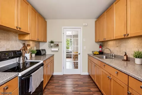 Kitchen - 93 Troy Dr # D, Springfield, NJ 07081 photo 1 of 2