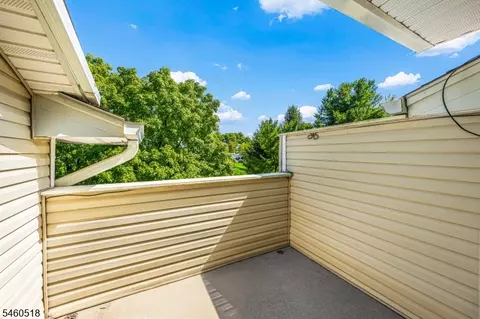 Exterior - 5 Evans Ct, Bedminster, NJ 07921 photo 3 of 3
