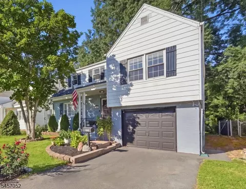 223 Woodlawn Ave, Linden, NJ 07036