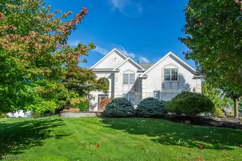 40 Vista Dr, Flanders, NJ 07836