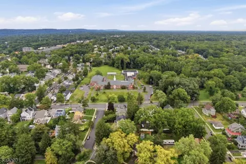 View/Area - 840-846 Berkeley Ave, Plainfield, NJ 07062 photo 2 of 4