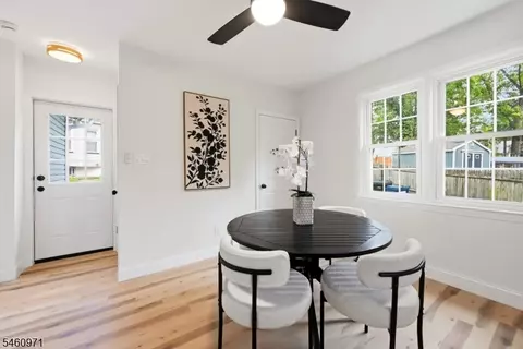 Entry Way - 840-846 Berkeley Ave, Plainfield, NJ 07062 photo 2 of 4