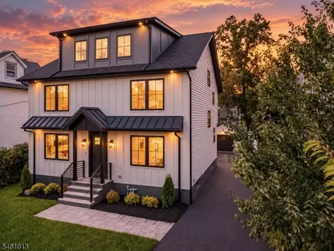 233 Cranford Ave, Cranford, NJ 07016