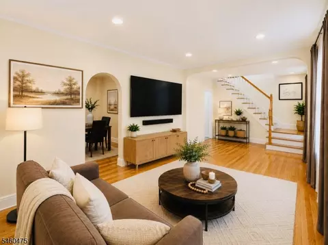 180 Monroe St, Rahway, NJ 07065